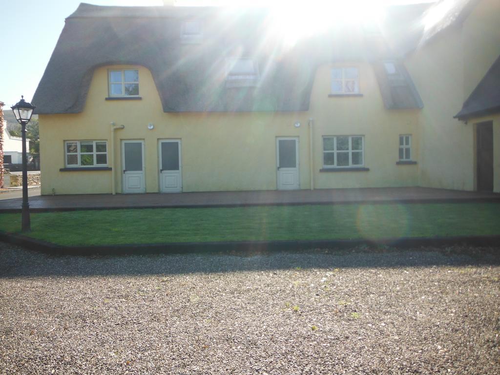 Inspiration Lodge Annascaul Exterior photo